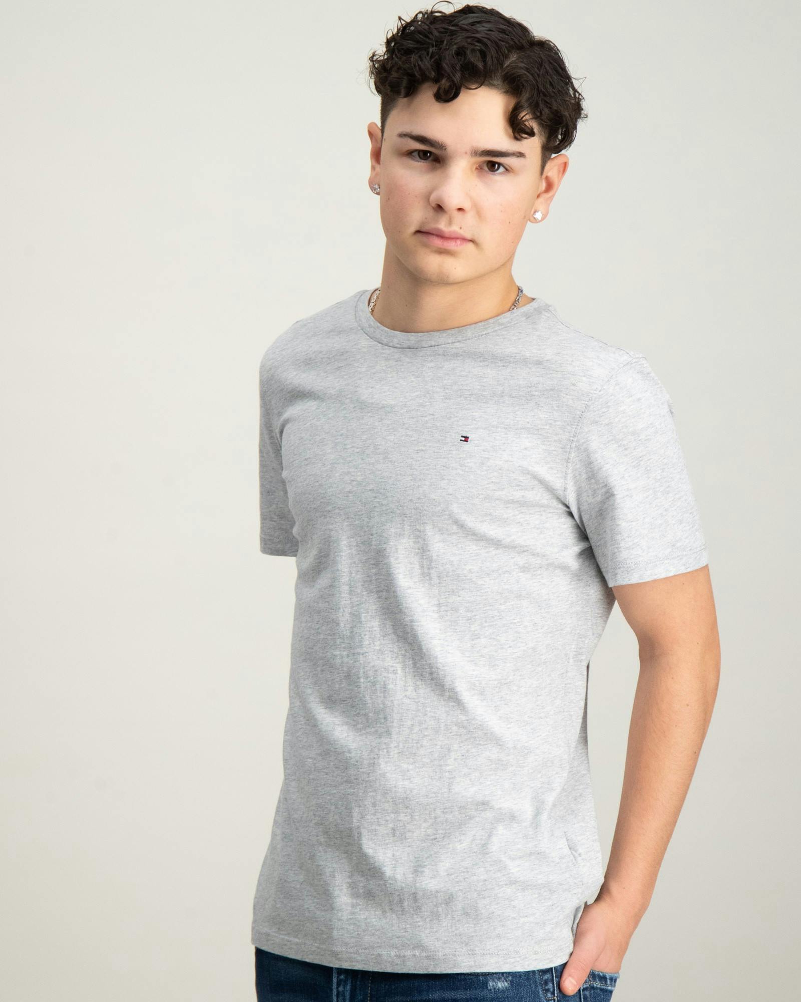 Grau BOYS BASIC CN KNIT S/S für Jungen | Kids Brand Store | T-Shirts