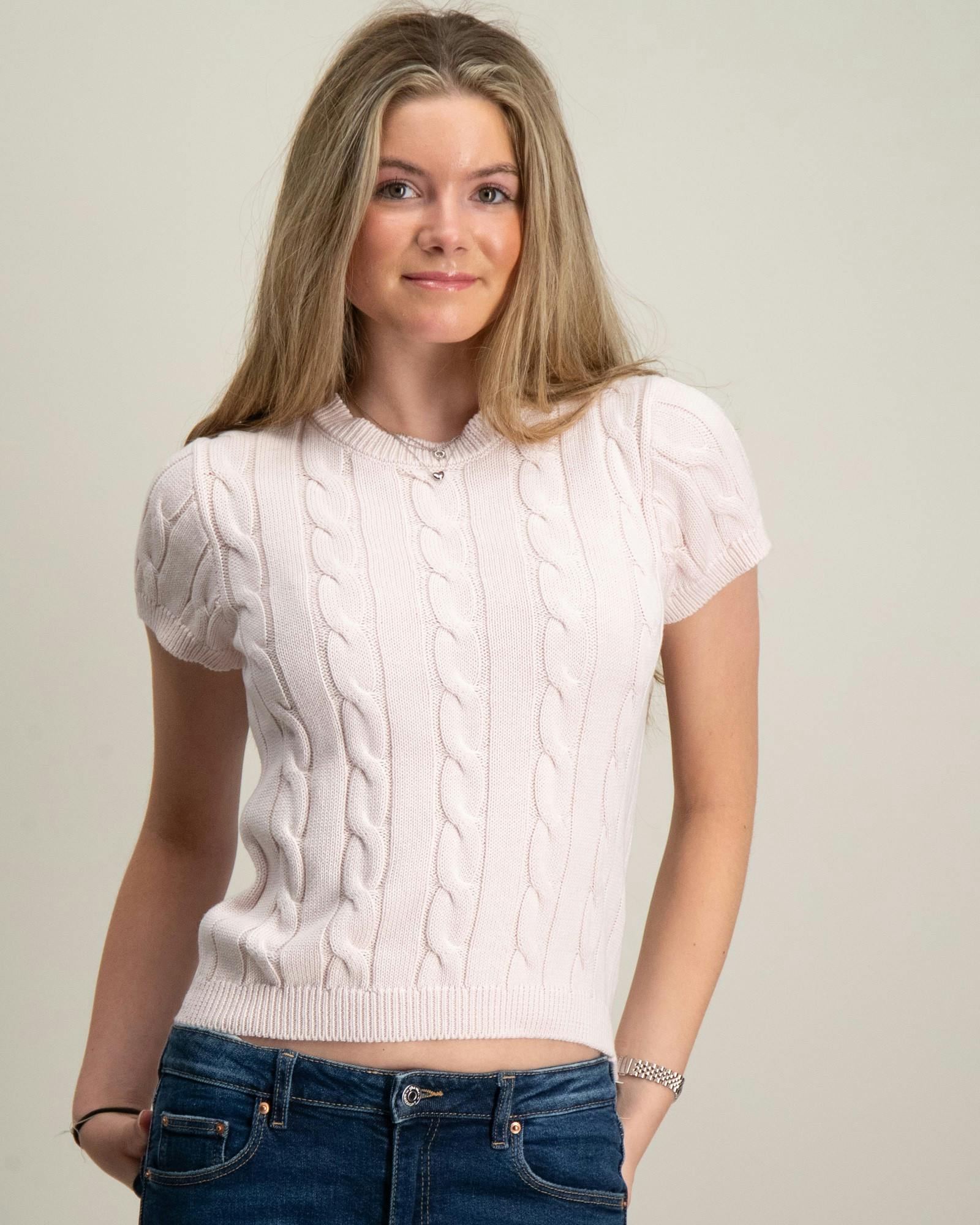 Y cable knitted top