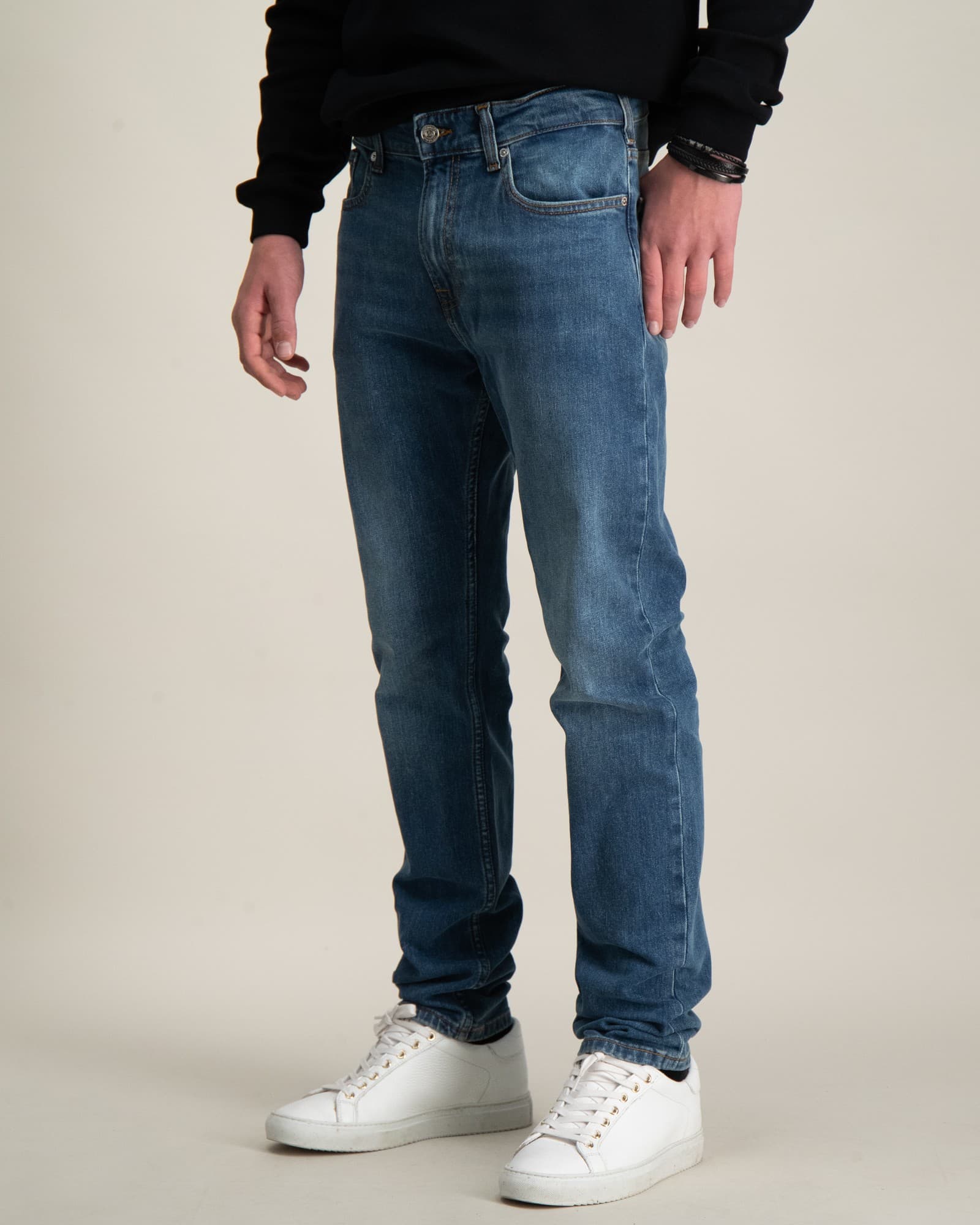 DEAN LOOSE TAPERED JEANS