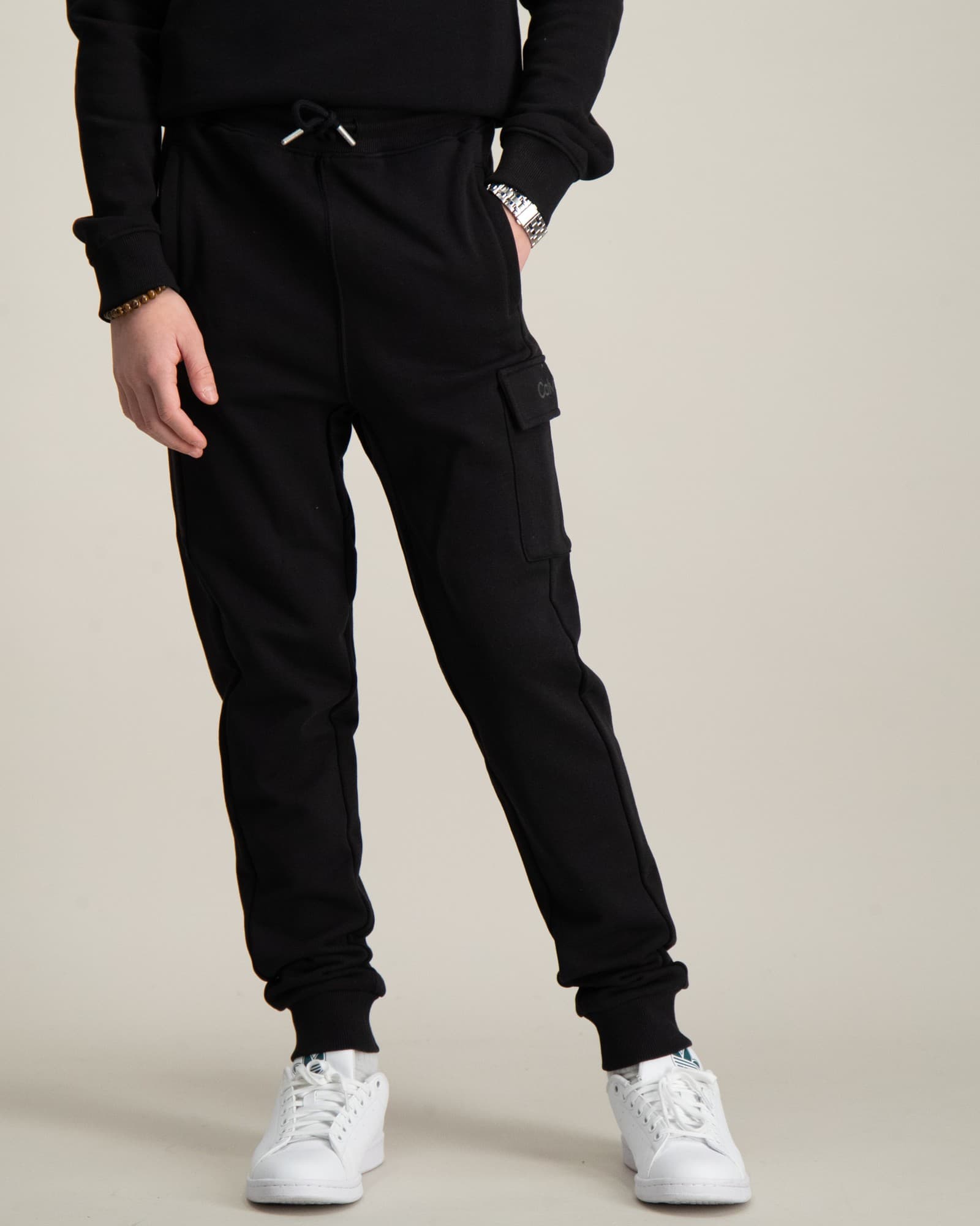 RELAXED TAPERED LEG CARGO JOGGER